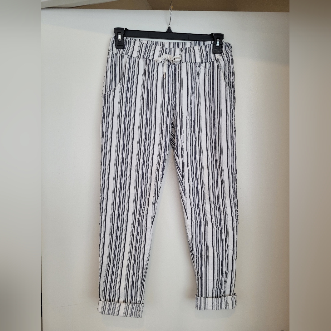 Angela Mara Linen-Like Striped Pants